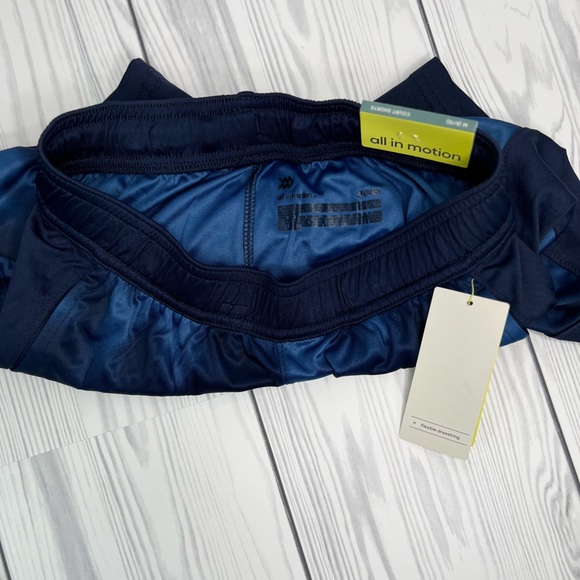 All in Motion Boys' Basketball Court Shorts - Picture 3 of 3